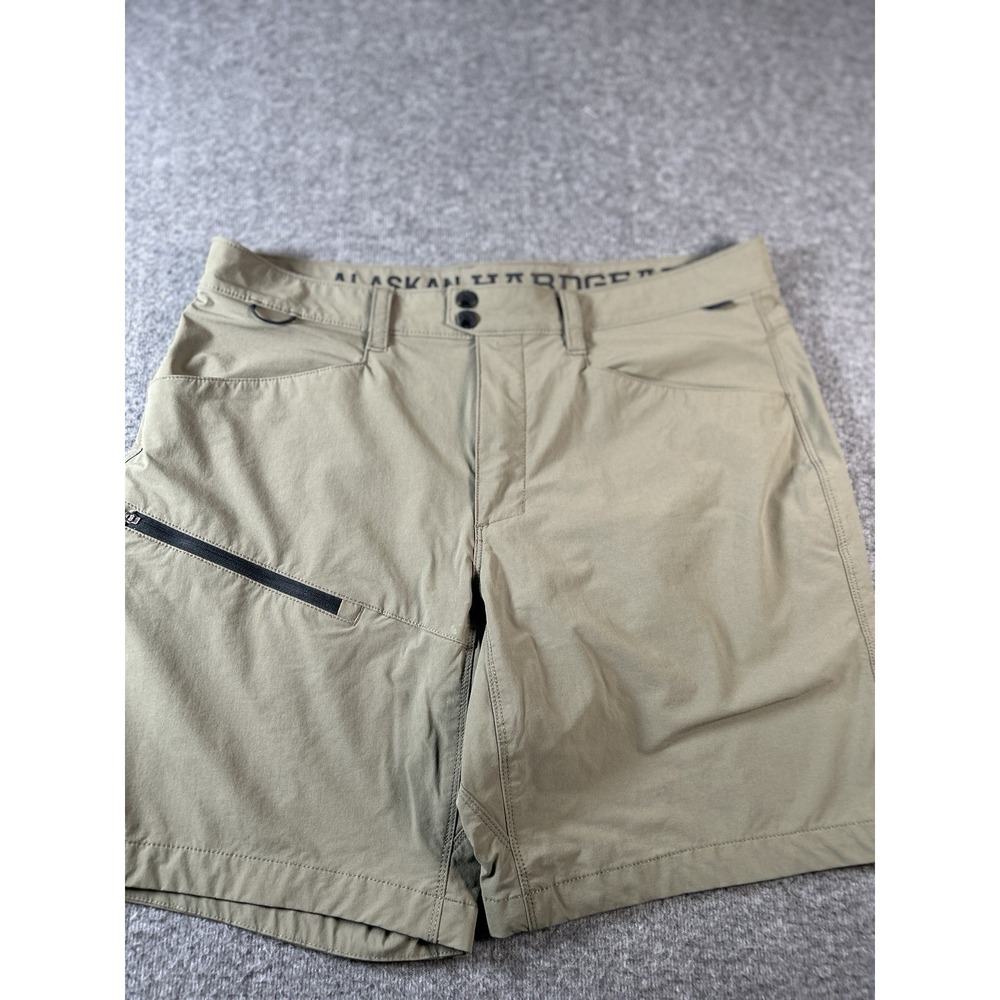 Duluth Alaskan Hardgear Men 36 Roadless 9" Hiking Cargo Shorts Beige Zip Pockets